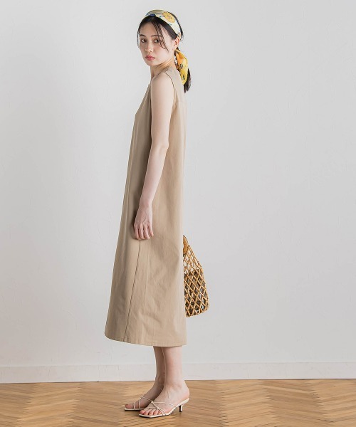 Droite lautreamont（ドロワットロートレアモン）の「【WEB限定】ジャージーピンタックワンピース≪洗濯機で洗える≫（ワンピース・レディース・ベージュ/ブルー/ブラック・M）」の8枚目の写真