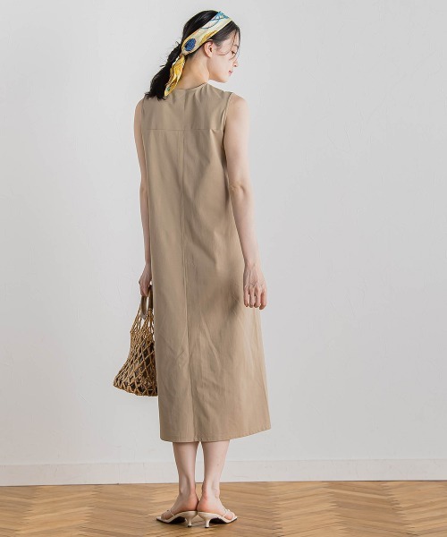 Droite lautreamont（ドロワットロートレアモン）の「【WEB限定】ジャージーピンタックワンピース≪洗濯機で洗える≫（ワンピース・レディース・ベージュ/ブルー/ブラック・M）」の9枚目の写真