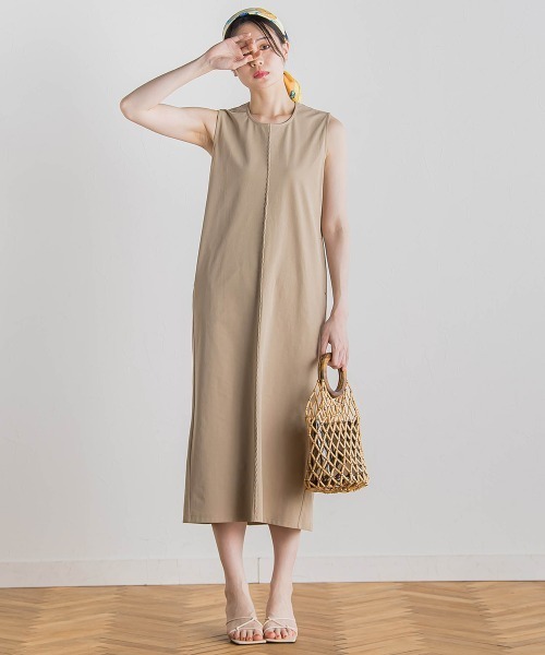 Droite lautreamont（ドロワットロートレアモン）の「【WEB限定】ジャージーピンタックワンピース≪洗濯機で洗える≫（ワンピース・レディース・ベージュ/ブルー/ブラック・M）」の5枚目の写真