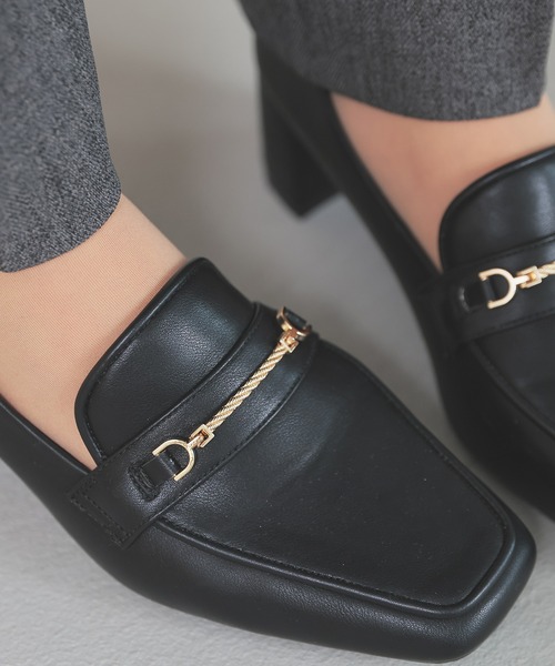 GLACIER lusso（グラシアルッソ）の「ビット付ヒールローファー（パンプス・レディース・チャコール/ブラック・L/S/M/LL）」の9枚目の写真