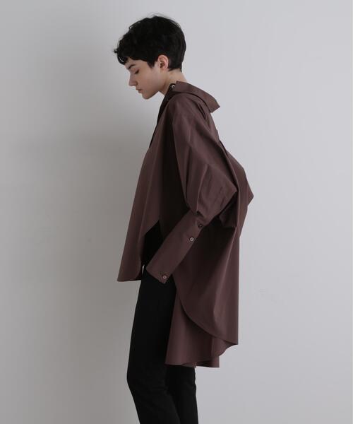 LE PHIL(ルフィル)の「◆オーバーサイズロングカフスシャツ(シャツ/ブラウス・レディース・ブラウン/ホワイト/ブルー/ブラック・F)」の5枚目の写真
