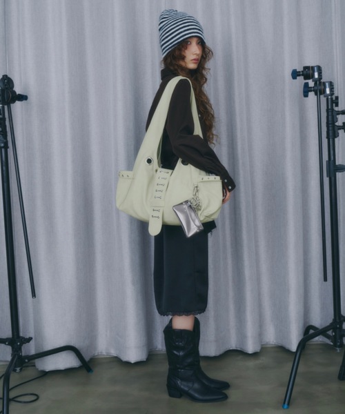 DTYYPE（ドタイプ）の「メタルフックアイレットバッグ（ショルダーバッグ・レディース・グリーン/ブラック/グレー・FREE）」の17枚目の写真