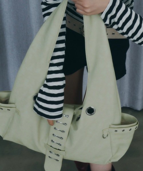 DTYYPE（ドタイプ）の「メタルフックアイレットバッグ（ショルダーバッグ・レディース・グリーン/ブラック/グレー・FREE）」の19枚目の写真