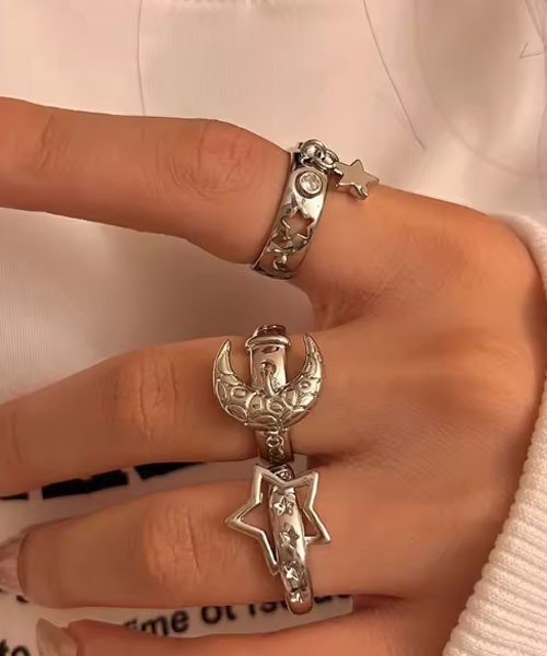 Mayree（メイリー）の「【urge select】Y2K シルバー 月×スター リング【3個セット】（リング・レディース・シルバー・FREE）」の4枚目の写真