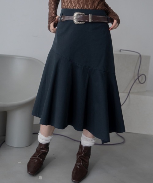 アシンメトリーヘムスカート/ヴィンテージベルト付き（スカート