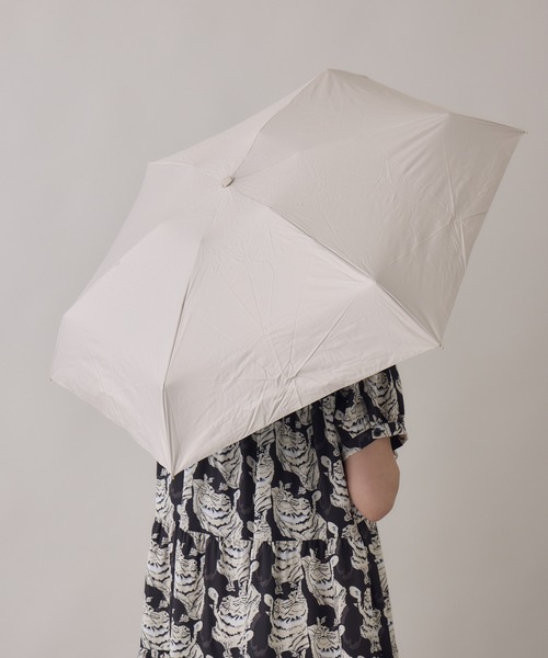 because(ビコーズ)の「because PUおでかけキャット晴雨兼用傘(折りたたみ傘・レディース・ブラック/グレイッシュベージュ/ベージュ/ホワイト・FREE)」の9枚目の写真