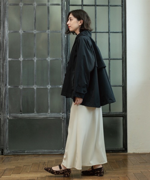 OPAQUE.CLIP（オペークドットクリップ）の「フレアミドルトレンチコート（トレンチコート・レディース・キャメル/ブラック・00）」の19枚目の写真