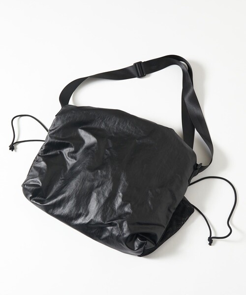 UMBRO(アンブロ)の「UMBRO/アンブロ SP Coating Nylon Shoulder Bag/別注 コーティングナイロン ショルダーバッグ(ショルダーバッグ・メンズ・チャコールグレー/ブラック/ワインレッド・ONE SIZE)」の13枚目の写真