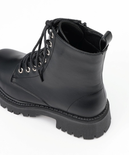 LOVETOXIC（ラブトキシック）の「8ホールブーツ（ブーツ・キッズ・ブラック・M/LL/S/L）」の3枚目の写真