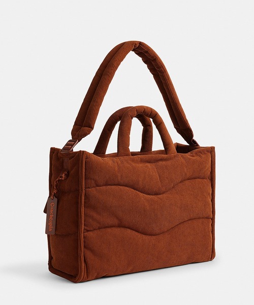 新品　coach コーチトピア　ループトート　ウェイビーキルティング　バッグ コーチトピア ループ トート・リサイクル ポリエステル・ウェイビー