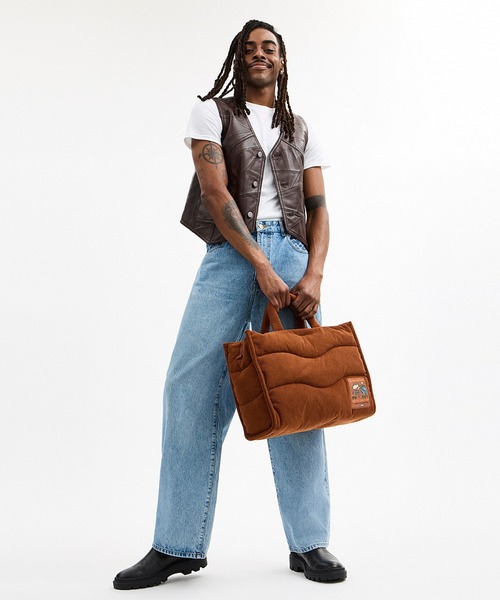 新品　coach コーチトピア　ループトート　ウェイビーキルティング　バッグ コーチトピア ループ トート・リサイクル ポリエステル・ウェイビー