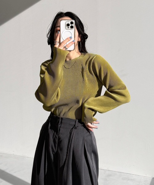 wee9s(ウィークス)の「【セルフカット可能】daily daily super stretch pleats tops / デイリーデイリースーパーストレッチプリーツトップス(Tシャツ/カットソー・レディース・ホワイト系その他/アッシュグレー/ブラック系その他/グレー系その他/ブラック/アイボリー/ブルー系その他/ネイビー/チェリーレッド/レッド系その他/ライム/ボルドー/グリーン系その他/グリーン系その他2/ブルー/ダークグリーン/レッド系その他2/ブルー系その他2/ライトブルー/ブルー系その他3・FREE)」の10枚目の写真