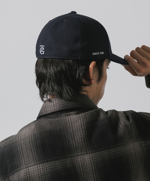 TAKAHIROMIYASHITATheSoloIst.（タカヒロミヤシタザソロイスト）の「TAKAHIROMIYASHITATheSoloIst./タカヒロミヤシタザソロイスト.×NEW ERA/ニューエラ I AM THE GIANTS 59FIFTY カーブバイザー 6Pパネルキャップ（キャップ・メンズ・ネイビー・7 1/4/7 3/8/7 1/2/7 3/4）」の7枚目の写真