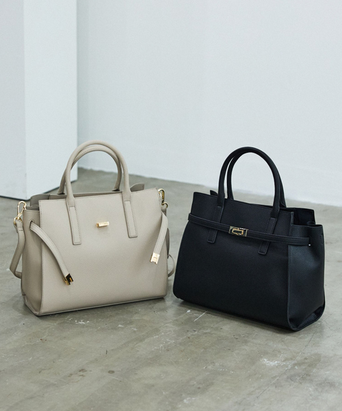 soeur(スール)の「●SOEUR/ベルテッド2WAYトートバッグ(トートバッグ・レディース・ブラック/グレイッシュベージュ/オレンジ・フリー)」の4枚目の写真