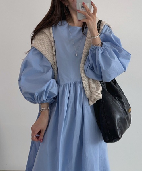 FREE STYLISTS(フリー スタイリスト)の「YUGA_YGMC Volume sleeve A-line dress(ワンピース・レディース・ブルー/グレー/ブラック/ホワイト・FREE)」の14枚目の写真