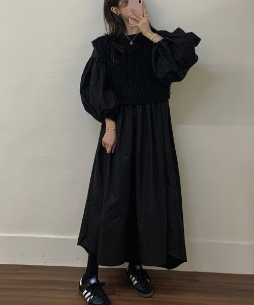 FREE STYLISTS(フリー スタイリスト)の「YUGA_YGMC Volume sleeve A-line dress(ワンピース・レディース・ブルー/グレー/ブラック/ホワイト・FREE)」の17枚目の写真