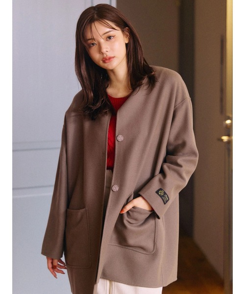 TONAL(トーナル)の「ポケットファーリバーコート(ノーカラーコート・レディース・ネイビー/ベージュ/モカ・SMALL/MEDIUM)」の10枚目の写真