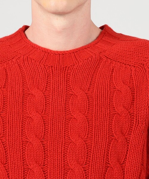 INVERALLAN（インバーアラン）の「INVERALLAN ウールケーブル クルーネックプルオーバーニット（ニット/セーター・メンズ・ネイビー/チャコールグレー/レッド/キャメル・44/42）」の9枚目の写真
