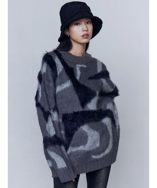 EMODA（エモダ）の「オーバーパターンニット（ニット/セーター・レディース・ライトグレー/ブラウン/グレー・FREE）」の2枚目の写真
