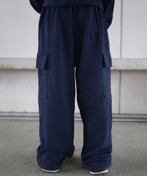ATMARK(アットマーク)の「《フリーサイズ / UNISEX 》ATMARK クラウンロゴラインストーンスウェットパンツ ピグメント加工 セットアップ可能(カーゴパンツ・レディース・ホワイト/ネイビー/チャコール・FREE)」の10枚目の写真