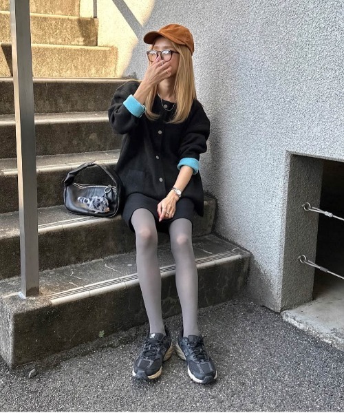 La-gemme（ラジェム）の「配色デザインニットカーディガン（カーディガン/ボレロ・レディース・グレー/ブラック/ベージュ/チャコール/ブラウン・フリー）」の17枚目の写真