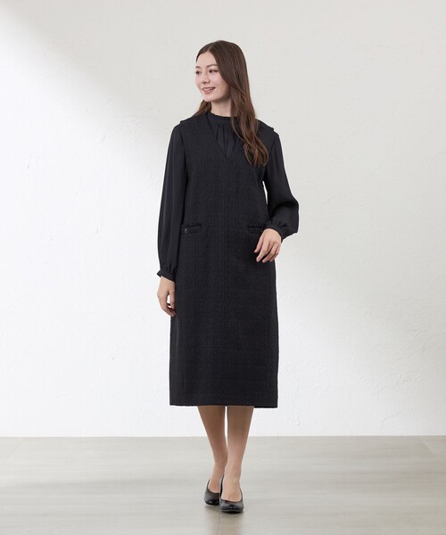 amaca（アマカ）の「バックサテンジョーゼットブラウス（シャツ/ブラウス・レディース・ダークネイビー/オフホワイト・38/40）」の11枚目の写真