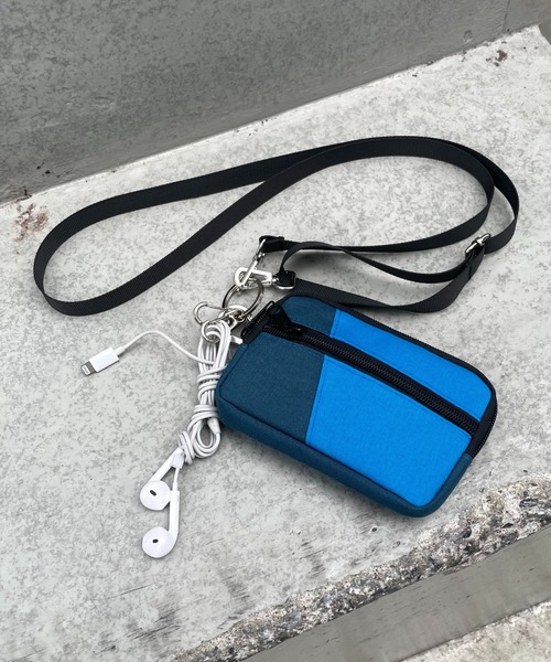 セール】撥水ポーチ付きマルチストラップ（ショルダーバッグ）｜COLONY