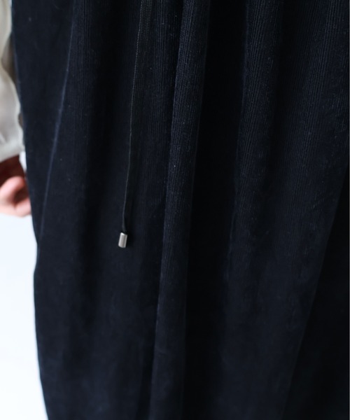 yuni（ユニ　）の「シャンブレーコールビスチェワンピース（ワンピース・レディース・ホワイト/ブラック・FREE）」の17枚目の写真