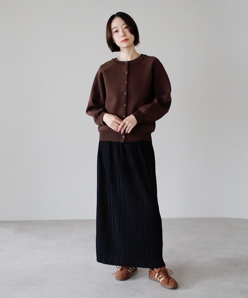 amini（アミニ）の「ランダムプリーツナロースカート（スカート・レディース・ブラック/チャコールグレー/ブラウン・MEDIUM）」の21枚目の写真
