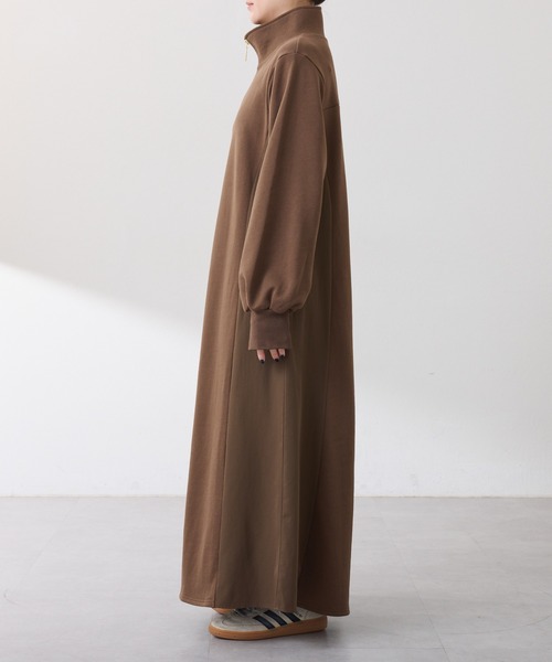 COLLAGE GALLARDAGALANTE（コラージュガリャルダガランテ）の「異素材ドッキングハーフジップワンピース（ワンピース・レディース・カーキ/ブルー・FREE）」の22枚目の写真