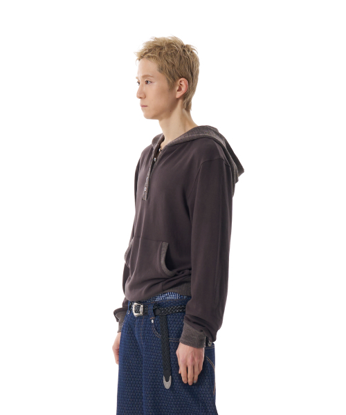 AAKAM(アーカム)の「Contrast Logo Button Hoodie (Brown)(パーカー・レディース・その他・1/2)」の4枚目の写真