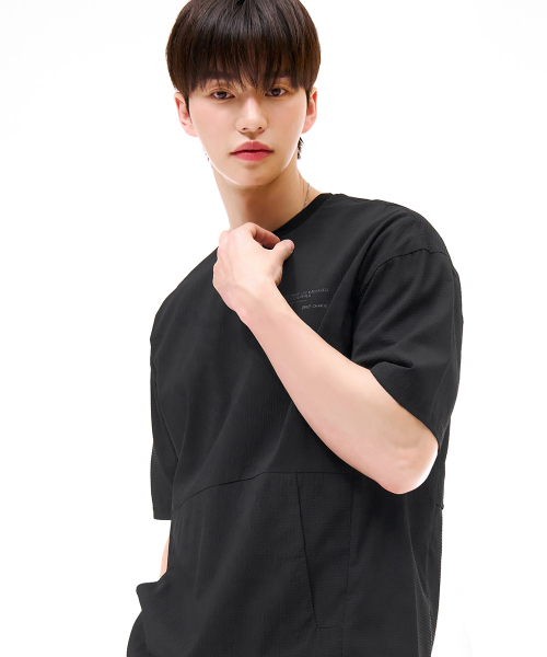 CHASECULT（チェイスカルト）の「男性シアサーカー半袖Tシャツ-ブラック（Tシャツ/カットソー・メンズ・ブラック・110/95/100/105）」の5枚目の写真