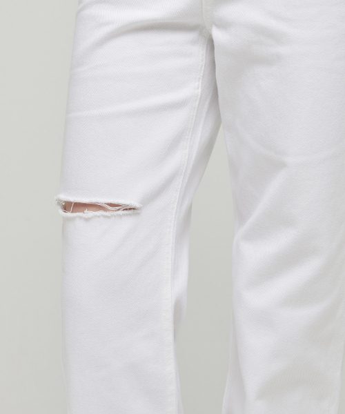 MUSINSA STANDARD WOMAN（ムシンサスタンダードウーマン）の「ウィメンズスラッシュルーズストレートデニムパンツ[ホワイト]（デニムパンツ・レディース・その他・30/24/25/26/27/28/29）」の6枚目の写真