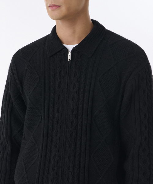 MUSINSA STANDARD（ムシンサスタンダード）の「アランケーブルカラー ニットジップアップ [ブラック]（ニット/セーター・メンズ・その他・SMALL/MEDIUM/LARGE/X-LARGE/XX-LARGE）」の3枚目の写真