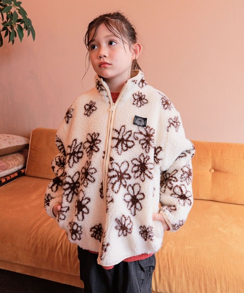 BAYFLOW（ベイフロー）の「[通園・通学にぴったり♪]柄フリースジップブルゾン(KIDS)（ブルゾン・キッズ・その他4/その他1/その他2/その他3・110cm/120cm/130cm/140cm/150cm）」の3枚目の写真