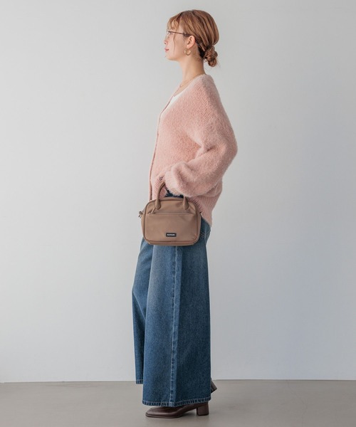 BAYFLOW（ベイフロー）の「[ふわふわの肌触り]オーバーサイズシャギーカーディガン（カーディガン/ボレロ・レディース・オフホワイト/ピンク/ライトブルー/ブラック・FREE）」の6枚目の写真