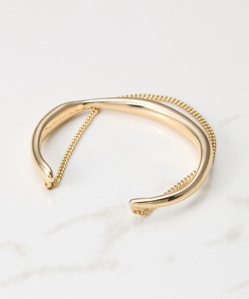 PAPILLONNER（パピヨネ）の「PAPILLONNER/チェーンレイヤードバングル（バングル/リストバンド・レディース・ゴールド・FREE）」の3枚目の写真
