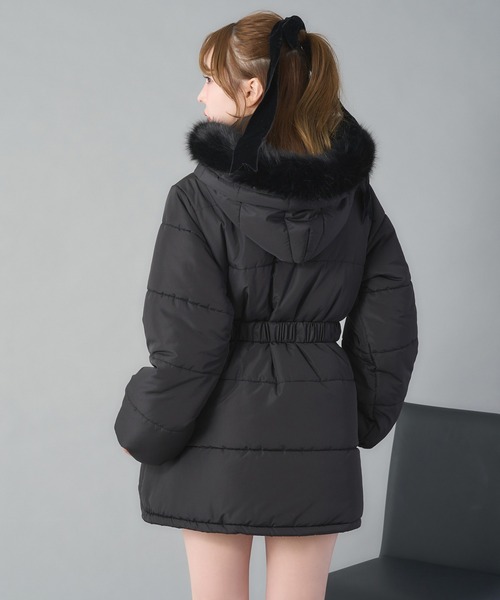 one after another NICE CLAUP(ワンアフターアナザーナイスクラップ)の「フード付きミドルフェイクダウンコート(その他アウター・レディース・ブラック/サックスブルー/オフホワイト・SMALL/MEDIUM)」の22枚目の写真