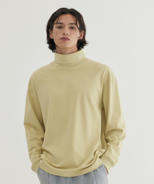 COVERNAT(カバーナット)の「ソロナレイヤードタートルネックロングスリーブライトオリーブ(Tシャツ/カットソー・メンズ・その他・SMALL/MEDIUM/LARGE/X-LARGE)」の7枚目の写真