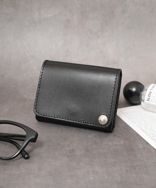 FUNALIVE（ファンアライブ）の「栃木レザー スタッズ コンパクト財布（財布・メンズ・ブラック/カーキ/ネイビー/ダークブラウン/キャメル/ブラック系/ブラック系1・FREE）」の3枚目の写真