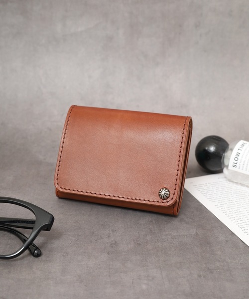 FUNALIVE（ファンアライブ）の「栃木レザー スタッズ コンパクト財布（財布・メンズ・ブラック/カーキ/ネイビー/ダークブラウン/キャメル/ブラック系/ブラック系1・FREE）」の4枚目の写真