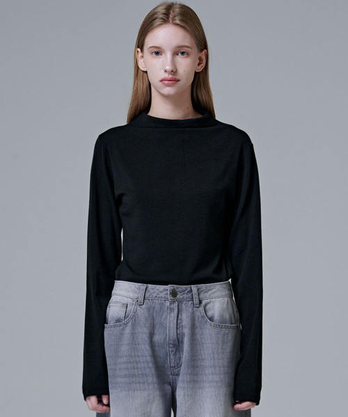 MALOUPE(マロップ)の「5110 ウールブレンドハーフネックTシャツ(ブラック)(Tシャツ/カットソー・レディース・ブラック・FREE)」の5枚目の写真