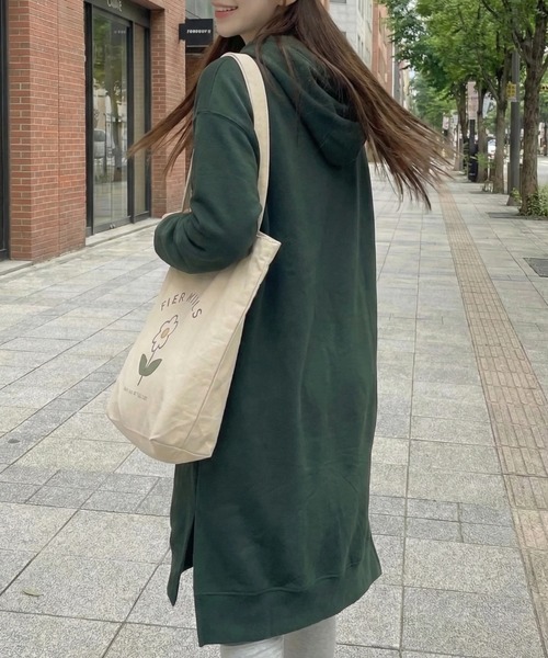 cammie(キャミー)の「フーディーワンピース(ワンピース・レディース・グリーン/ブラック/ブルー・M/L)」の19枚目の写真