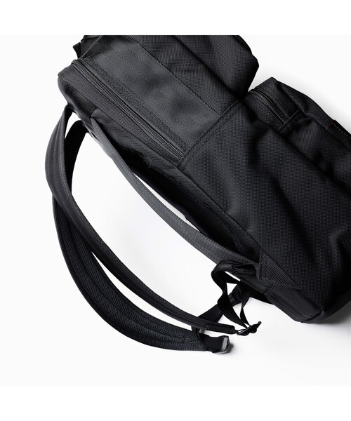 BRIEFING(ブリーフィング)の「【BRIEFING GOLF/ブリーフィングゴルフ】TRINITY PACK(バックパック/リュック・メンズ・ブラック/グリーン系その他・FREE)」の8枚目の写真