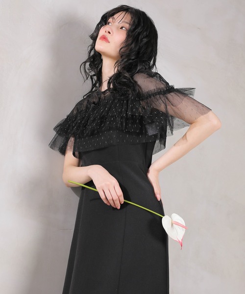 Kana(カナ)の「グロッシーフリルショートボレロ フレアワンピースドレス 2点セット 結婚式 お呼ばれ オケージョン(ドレス・レディース・ブラック/ベージュ×ブラック/ブルー系その他・M)」の4枚目の写真