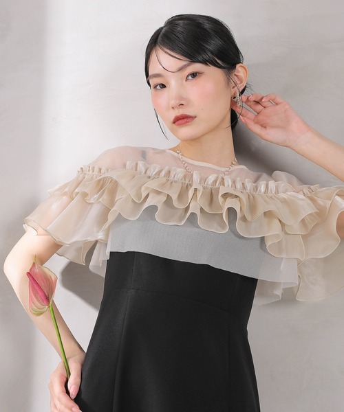 Kana(カナ)の「グロッシーフリルショートボレロ フレアワンピースドレス 2点セット 結婚式 お呼ばれ オケージョン(ドレス・レディース・ブラック/ベージュ×ブラック/ブルー系その他・M)」の9枚目の写真