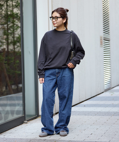 JOURNAL STANDARD（ジャーナルスタンダード）の「《追加》シャーリングロングスリーブTシャツ（Tシャツ/カットソー・レディース・ブラック系その他/ブラウン系その他/コバルトブルー/ホワイト・FREE）」の5枚目の写真