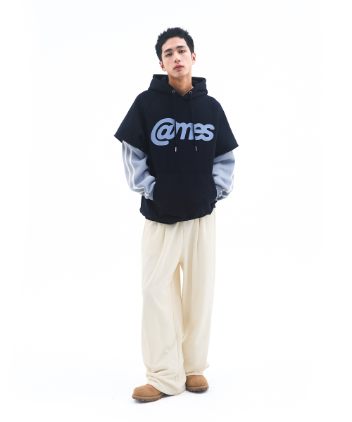 AMESWORLDWIDE(アメスワールドワイド)の「SPORTY LAYERED HOODIE NAVY(パーカー・レディース・その他・M/L)」の9枚目の写真