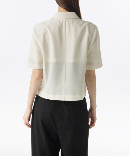 MUSINSA STANDARD WOMAN（ムシンサスタンダードウーマン）の「ウィメンズリネンライククロップ半袖ブレザー[エクリュ]（テーラードジャケット・レディース・その他・SMALL/MEDIUM/LARGE/X-SMALL）」の2枚目の写真