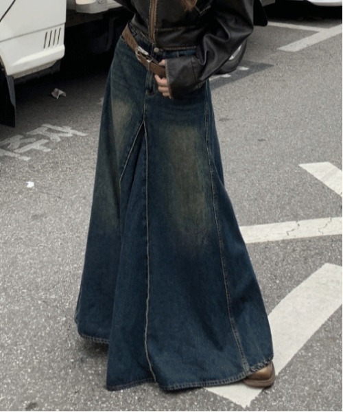&soiree(アンドソワレ)の「フレアデニムロングスカート(スカート・レディース・インディゴブルー・X-LARGE/LARGE/MEDIUM/SMALL)」の10枚目の写真
